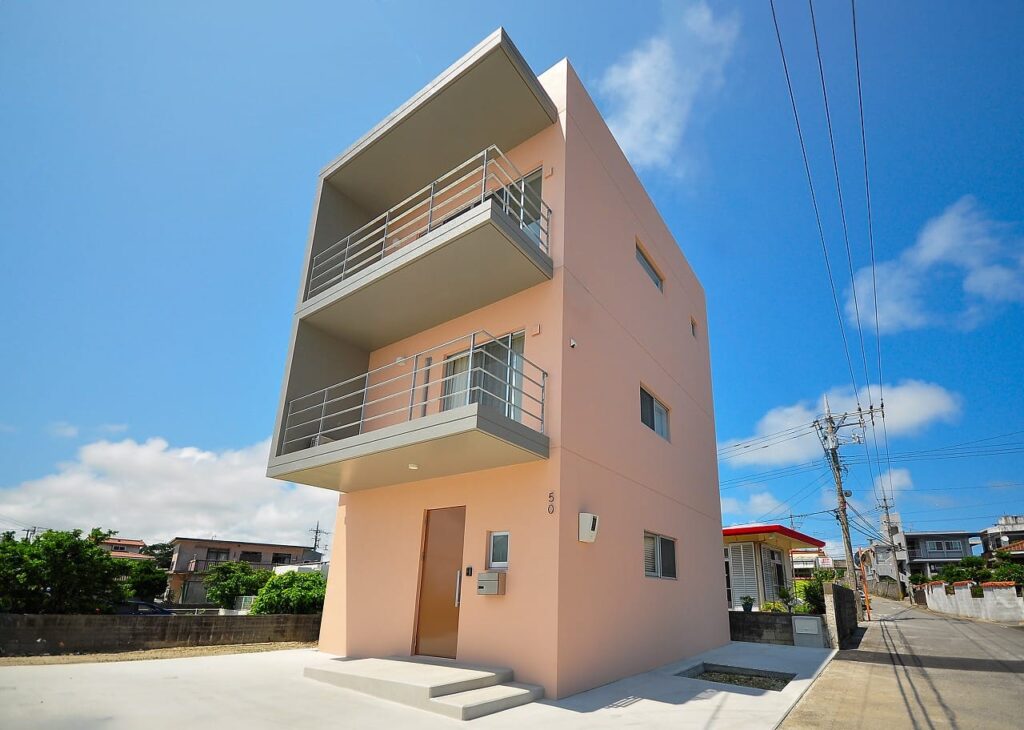 海を眺める家【南城市】