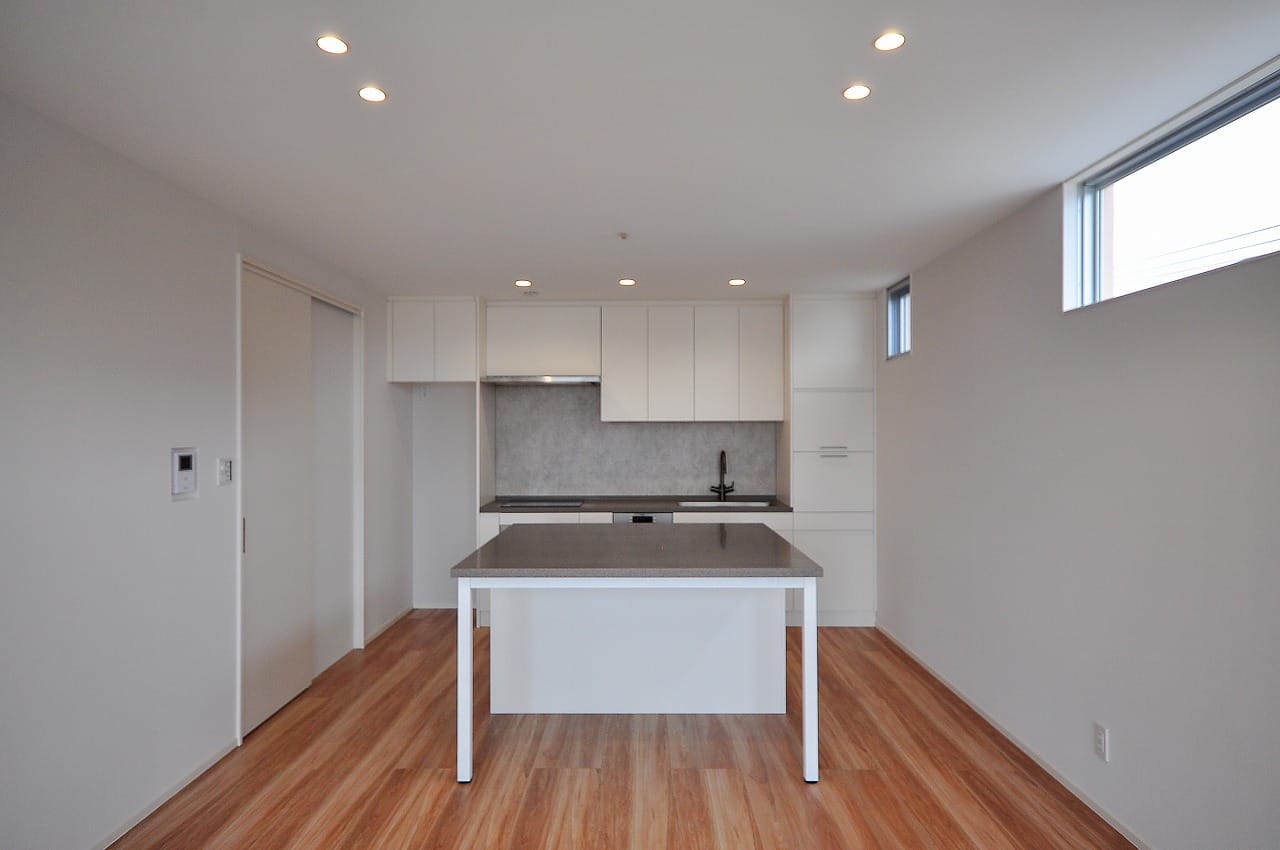 海を眺める家【南城市】