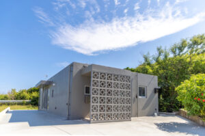M-HOUSE