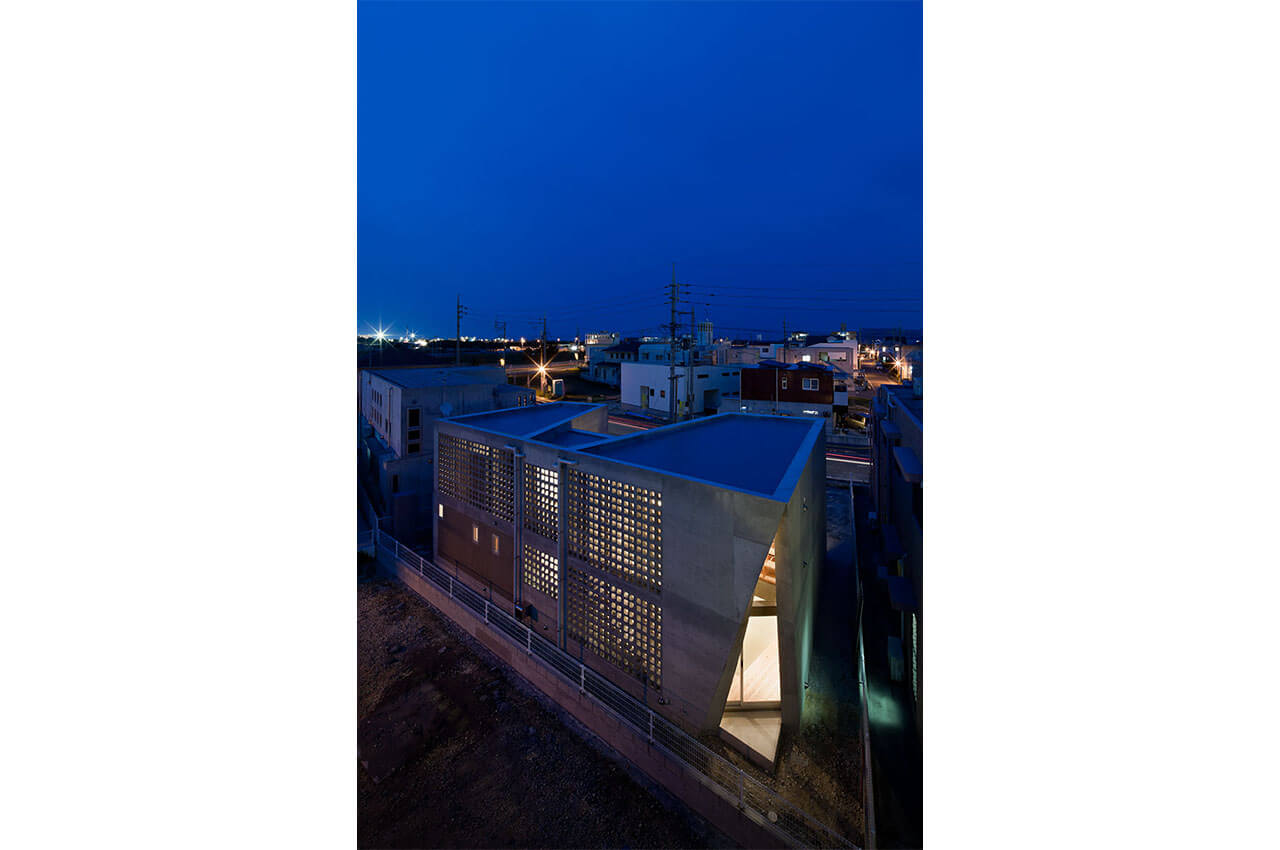 
TRAPEZOID【山本雅紹建築設計事務所】